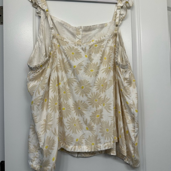 Torrid Tan Buttoned Ruffled Tank Top - Picture 2 of 2